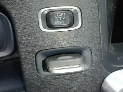 Tweedehands auto-onderdeel antidiefstal apparaat voor volvo v60 kombi kinetic oem iam-referenties 