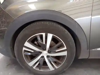 Peça sobressalente para automóvel em segunda mão aba do guarda-lamas dianteiro esquerdo por peugeot 5008 gt line referências oem iam 