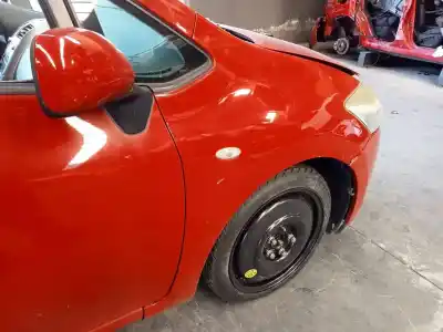 Peça sobressalente para automóvel em segunda mão guarda-lamas dianteiro direito por toyota auris active referências oem iam   