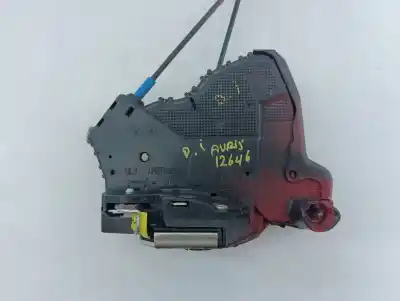 Second-hand car spare part left front door lock for toyota auris active oem iam references a046693