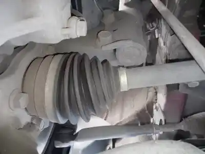 Second-hand car spare part front right transmission for toyota auris active oem iam references 