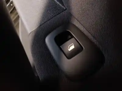 Peça sobressalente para automóvel em segunda mão botão / interruptor elevador vidro traseiro direito por peugeot 508 allure hybrid4 referências oem iam 