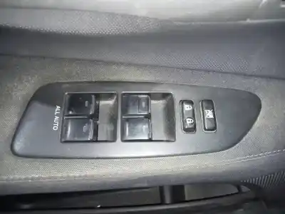 Pezzo di ricambio per auto di seconda mano interruttore alzacristalli anteriore sinistro per toyota auris active riferimenti oem iam 