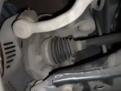 Pezzo di ricambio per auto di seconda mano snodo anteriore sinistro per toyota auris active riferimenti oem iam 