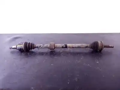 Pezzo di ricambio per auto di seconda mano trasmissione anteriore destra per toyota auris active riferimenti oem iam 