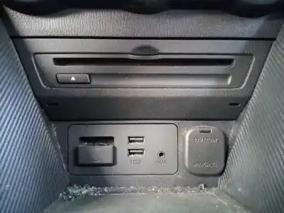 Second-hand car spare part gps navigation system for mazda 2 lim. () evolution oem iam references   