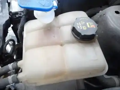 Second-hand car spare part coolant expansion tank for ford kuga (cbv) titanium s 4x4 oem iam references 