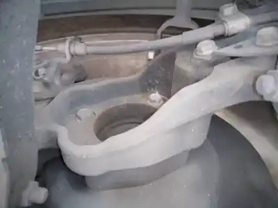 Second-hand car spare part rear left knuckle for fiat freemont (345) lounge oem iam references 