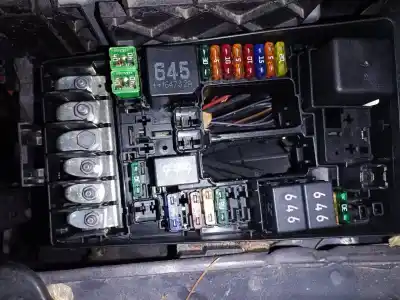 Peça sobressalente para automóvel em segunda mão caixa de fusíveis e relés por volkswagen touran (5t1) advance bmt referências oem iam 