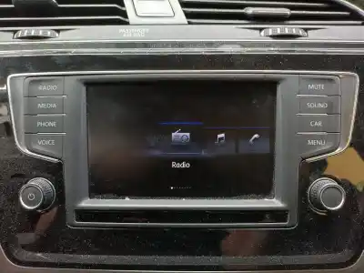 Peça sobressalente para automóvel em segunda mão sistema de áudio / rádio cd por volkswagen touran (5t1) advance bmt referências oem iam 