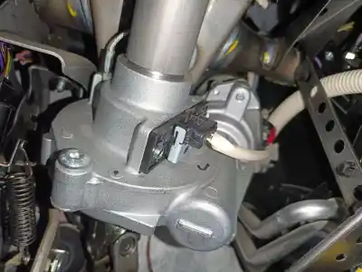 Peça sobressalente para automóvel em segunda mão coluna de direcção por toyota yaris hybrid active referências oem iam 