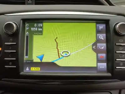 Peça sobressalente para automóvel em segunda mão módulo / sistema de navegação gps por toyota yaris hybrid active referências oem iam 