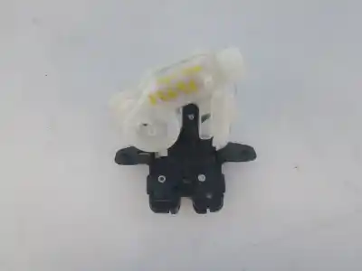 Peça sobressalente para automóvel em segunda mão fechadura do mala por toyota yaris hybrid active referências oem iam 