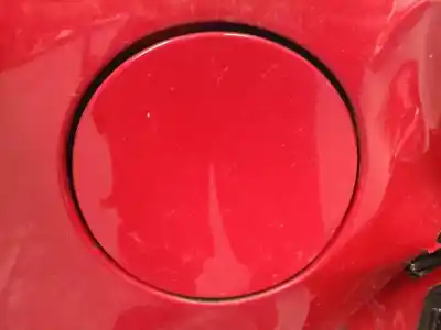 Peça sobressalente para automóvel em segunda mão tampa de combustível externa por toyota yaris hybrid active referências oem iam 