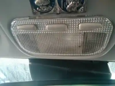 Gebrauchtes Autoersatzteil Innenlicht zum PEUGEOT 407 2.0 16V HDi FAP CAT (RHR / DW10BTED4) OEM-IAM-Referenzen   