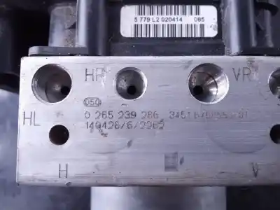 Peça sobressalente para automóvel em segunda mão abs por bmw x1 (e84) sdrive 18d referências oem iam 3451676855001 p3-a8-24-2 6768550