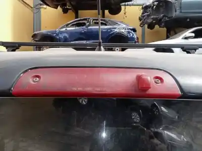 Second-hand car spare part central brake light for dodge nitro se oem iam references 