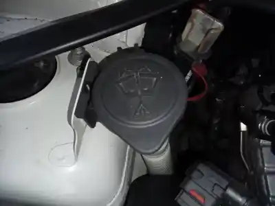 Second-hand car spare part Windscreen Washer Bottle for BMW X1 (E84) sDrive 18d OEM IAM references   