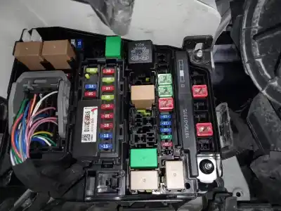 Peça sobressalente para automóvel em segunda mão caixa de fusíveis e relés por kia carens ( ) concep referências oem iam 919513x110