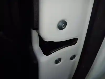 Peça sobressalente para automóvel em segunda mão fechadura da porta traseira direita por kia carens ( ) concep referências oem iam 