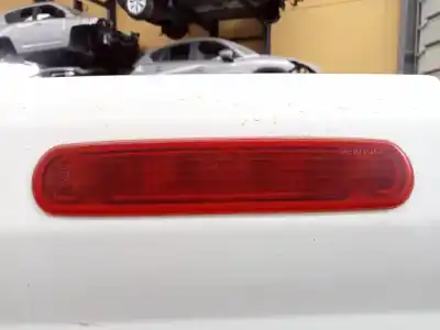 Peça sobressalente para automóvel em segunda mão farolim de travão central por fiat doblo ii cargo (263) 1.3 16v m-jet cat referências oem iam 