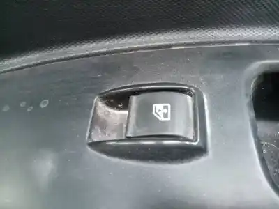 Автозапчастина б/у передній правий віконний вимикач для fiat doblo ii (152) emotion посилання на oem iam 