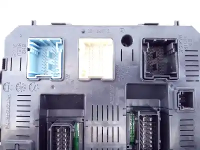 Pezzo di ricambio per auto di seconda mano scatola relè/fusibili per citroen c4 picasso cool riferimenti oem iam 9664059080 e3-b2-44-4 