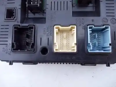 Second-hand car spare part fuse box unit for citroen c4 picasso exclusive oem iam references 9664059080 e3-b2-31-7 