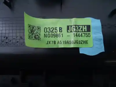 Second-hand car spare part interior light for ford kuga st-line oem iam references ng098611444755 e3-b3-40-2 p701001600003