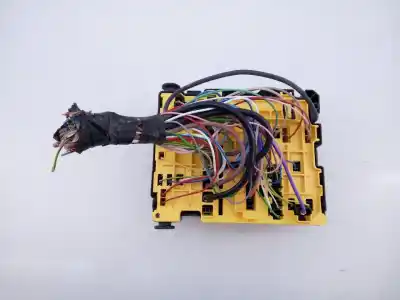 Second-hand car spare part fuse box unit for citroen c-elysée shine oem iam references 9804846880 e3-b2-45-2 