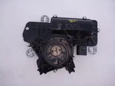 Recambio de automóvil de segunda mano de MOTOR CIERRE CENTRALIZADO PORTON para AUDI Q7 4MG 45 TDI quattro S line referencias OEM IAM 4M0827887C  