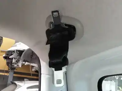 Recambio de automóvil de segunda mano de CINTURON SEGURIDAD TRASERO CENTRAL para DACIA DOKKER  referencias OEM IAM   