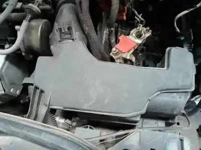 Second-hand car spare part air filter for peugeot 207 active oem iam references 