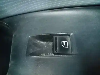 Автозапчасти б/у выключатель переднего правого окна за SEAT IBIZA (6J5) Reference ссылки OEM IAM    Автозапчасти б/у выключатель переднего правого окна за SEAT IBIZA (6J5) Reference ссылки OEM IAM