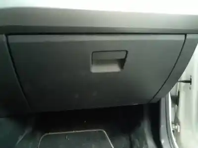 Автозапчастина б/у бардачок для SEAT IBIZA V (KJ1, KJG) 1.6 TDI Посилання на OEM IAM   