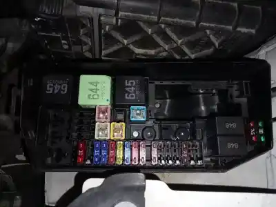 Peça sobressalente para automóvel em segunda mão caixa de fusíveis e relés por seat ibiza v (kj1, kjg) 1.0 referências oem iam 