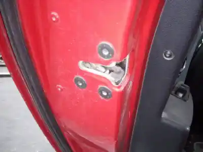 Recambio de automóvil de segunda mano de cerradura puerta trasera izquierda para renault megane iii berlina 5 p 1.5 dci diesel fap referencias oem iam 