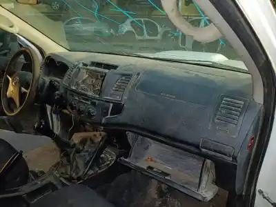 Second-hand car spare part DASHBOARD for TOYOTA HILUX (KUN)  OEM IAM references   