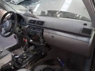 Second-hand car spare part dashboard for audi a4 berlina (8e) 2.0 tdi 16v (103kw) oem iam references 