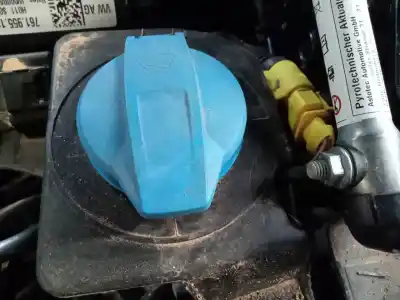 Peça sobressalente para automóvel em segunda mão depósito do limpa vidros por volkswagen touareg r-line 4 motion referências oem iam 