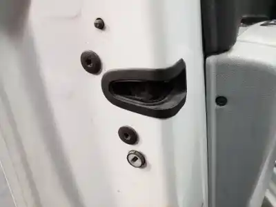 Pezzo di ricambio per auto di seconda mano serratura porta anteriore sinistra per peugeot 5008 allure riferimenti oem iam 
