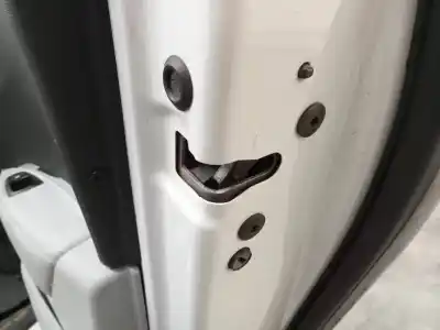 Pezzo di ricambio per auto di seconda mano serratura porta posteriore destra per peugeot 5008 allure riferimenti oem iam 
