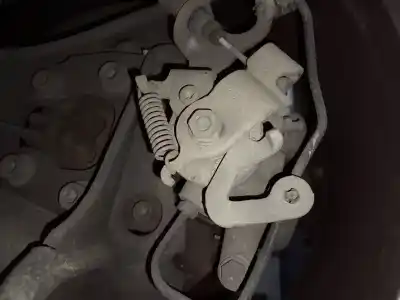 Pezzo di ricambio per auto di seconda mano pinza freno posteriore destra per peugeot 5008 allure riferimenti oem iam 