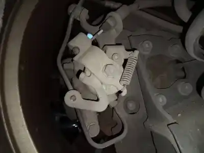 Peça sobressalente para automóvel em segunda mão PINÇA DE TRAVÃO TRASEIRA ESQUERDA por PEUGEOT 5008  Referências OEM IAM   