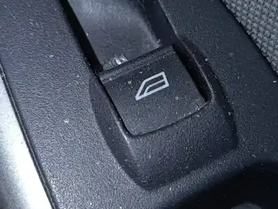 Peça sobressalente para automóvel em segunda mão botão / interruptor elevador vidro dianteiro direito por ford focus lim. (cb8) trend referências oem iam 