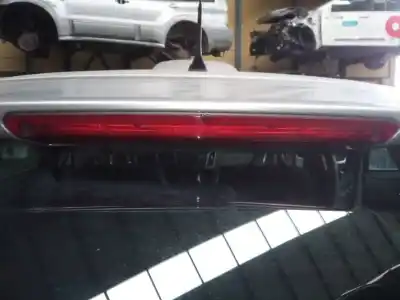 Peça sobressalente para automóvel em segunda mão farolim de travão central por ford focus lim. (cb8) trend referências oem iam 