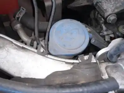 Peça sobressalente para automóvel em segunda mão depósito do limpa vidros por ford focus lim. (cb8) trend referências oem iam 
