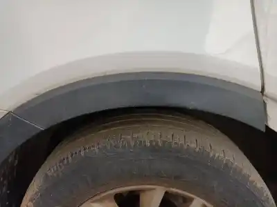Peça sobressalente para automóvel em segunda mão aba do guarda-lamas traseiro direito por kia sorento concept 2wd referências oem iam 