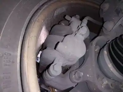 Peça sobressalente para automóvel em segunda mão pinça de travão dianteira direita por kia sorento concept 2wd referências oem iam 