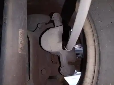 Peça sobressalente para automóvel em segunda mão pinça de travão traseira direita por kia sorento concept 2wd referências oem iam 
